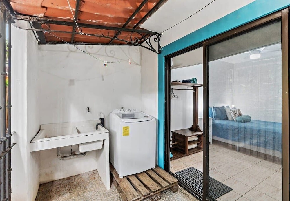 Bright and Spacious Loft-Style Apartment a Five-Minute Walk to the Beach