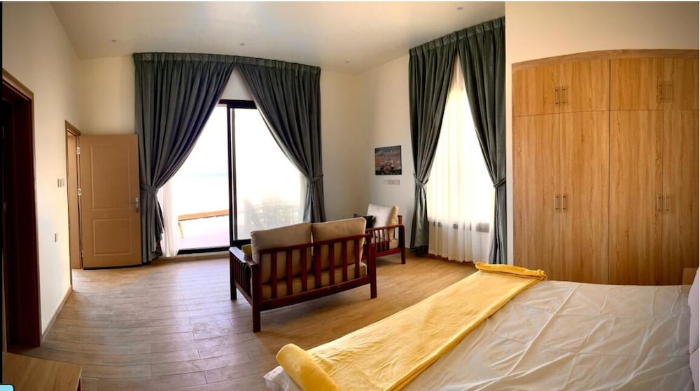 Sugardunes Resort
