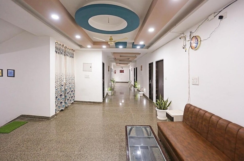 HOTEL AERO HOMESTAY