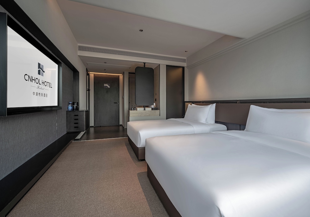 CNHOL RADIENT HOTEL