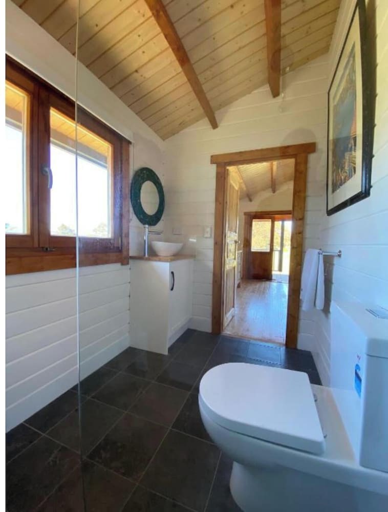 Lovely Nordic Pine Cabin Great for Couples or Family