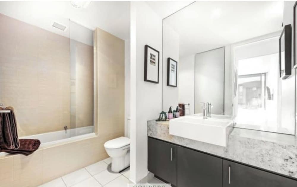 Lovely 1 Bedroom Holiday Apartment
