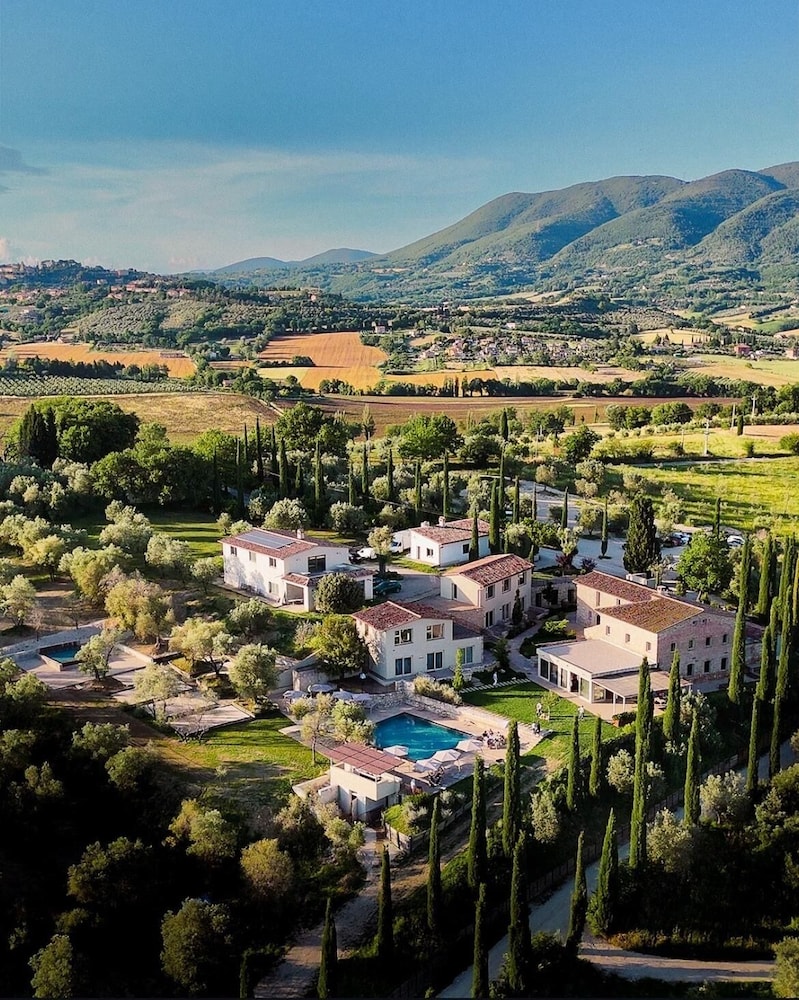 Borgo del Lago