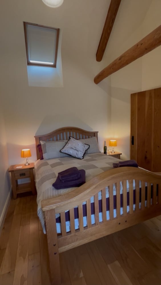 Cozy Grofftau Cottage in Ystrad Meurig