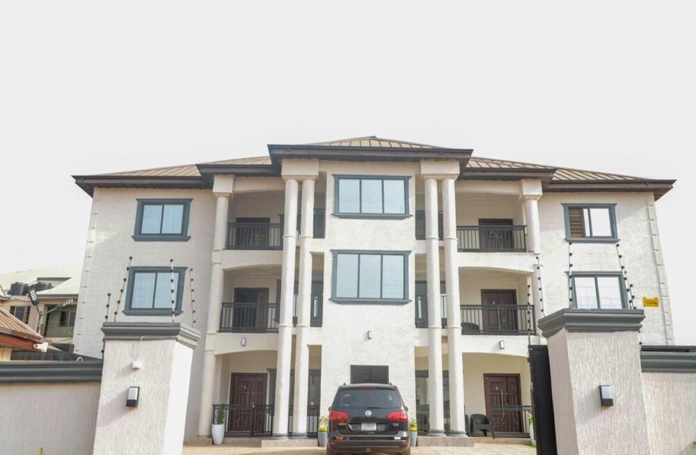 Luxecom Apartments, Your Dream Stay Starts Here!