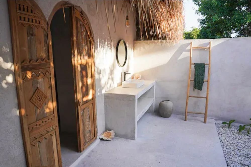 Rote Beach Bungalows