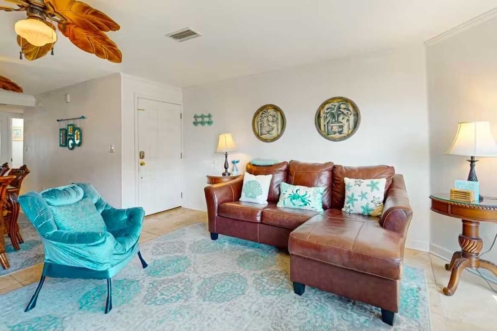 Gulfside Townhome 6 2 Bedroom Townhouse