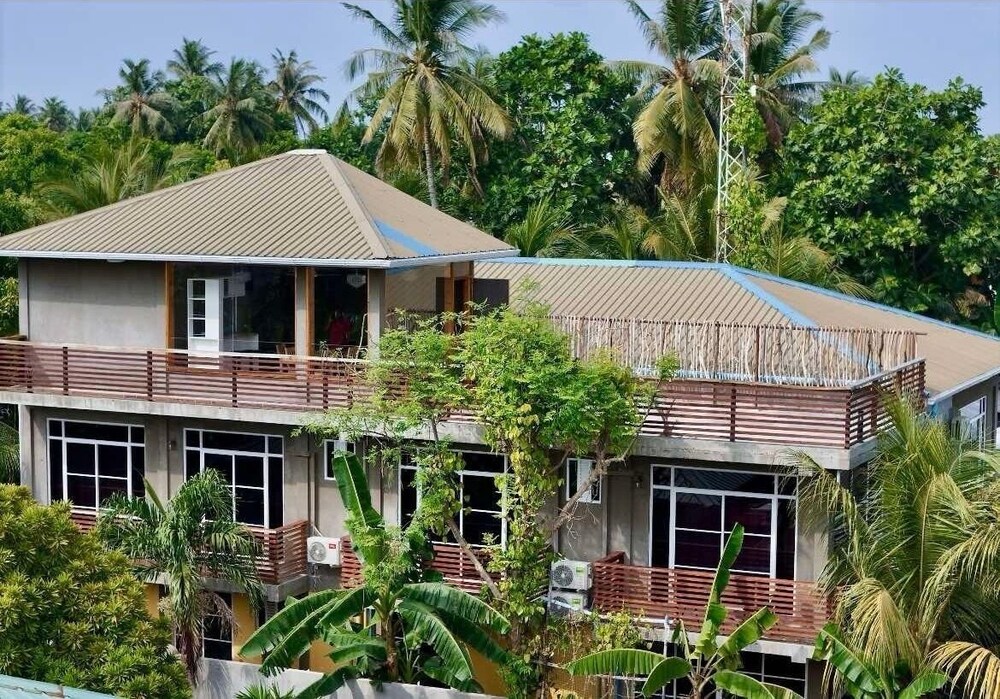 Lhohi White Sand
