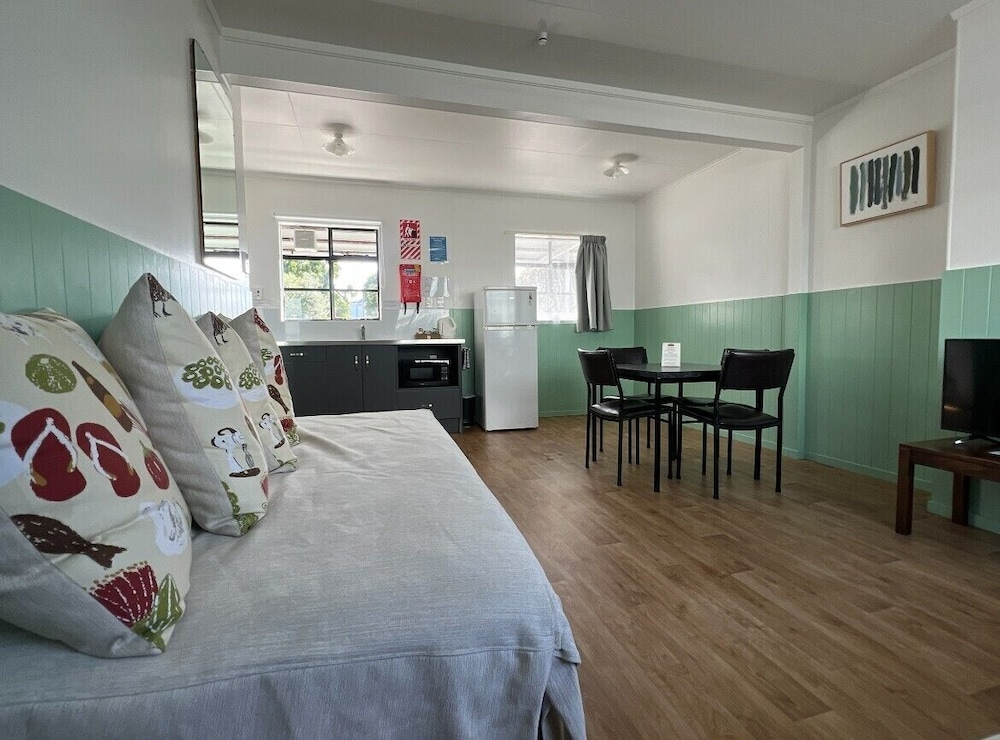 Bings Motel
