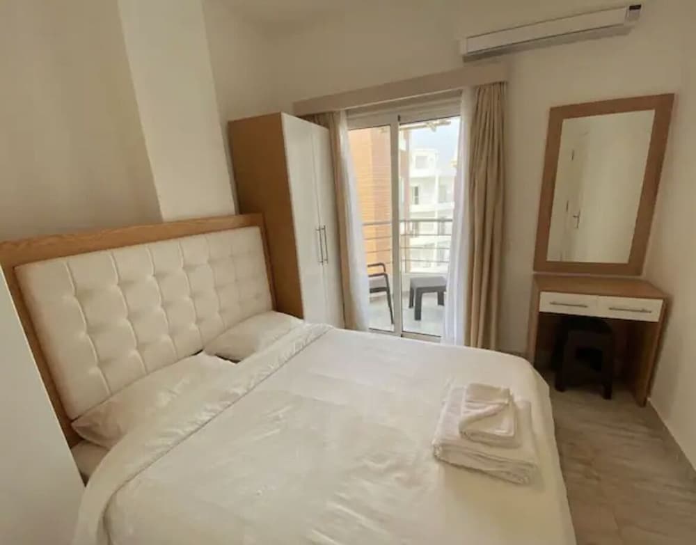 Beautiful 2bed Appt in Hurghada, Short & Long Term view 2