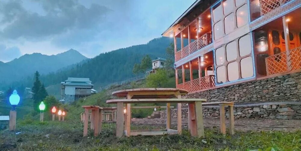 Mughal Star Guest House Azad Kashmir view 4