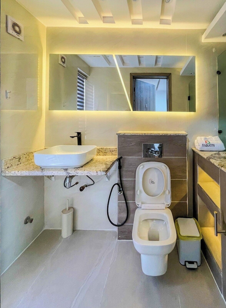 Luxurious 2-bedroom Apartment in Lagos With City View