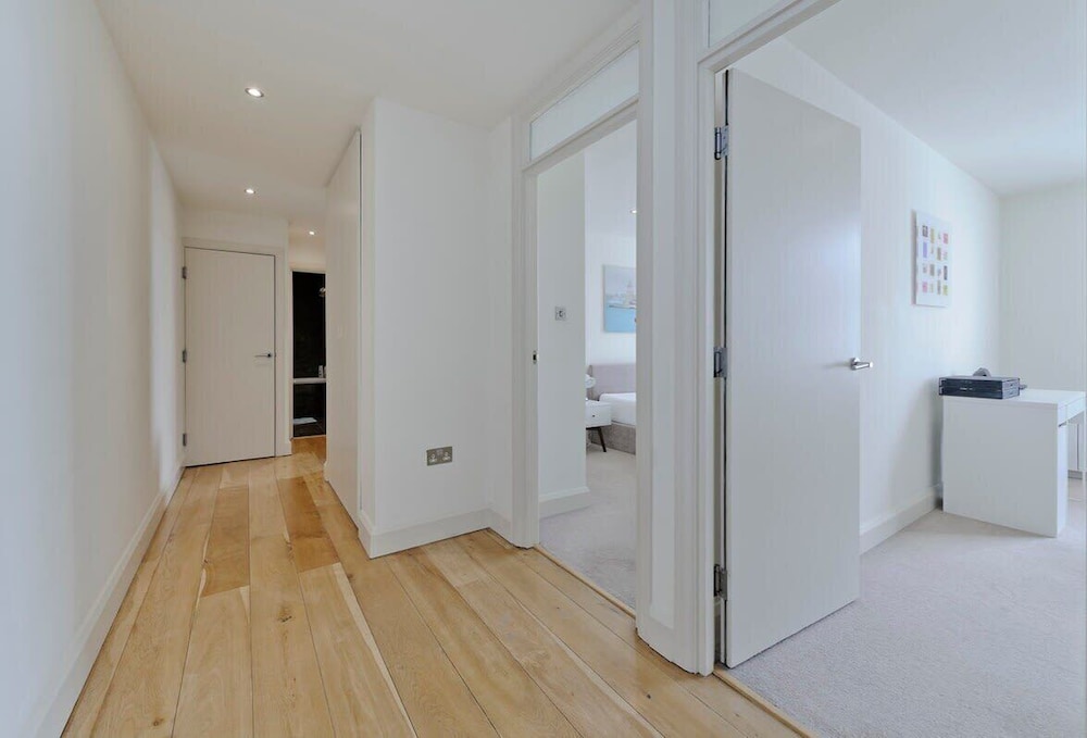 2 Bedroom Apartment - Bayswater