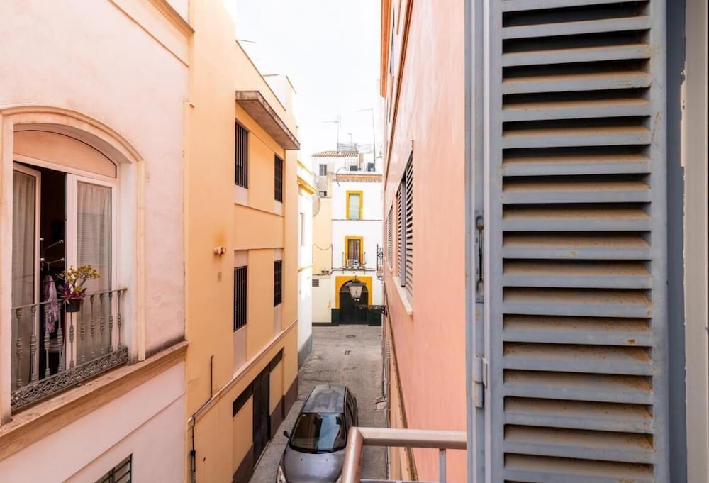 Charming Apartment in El Arenal, Sevilla's Heart