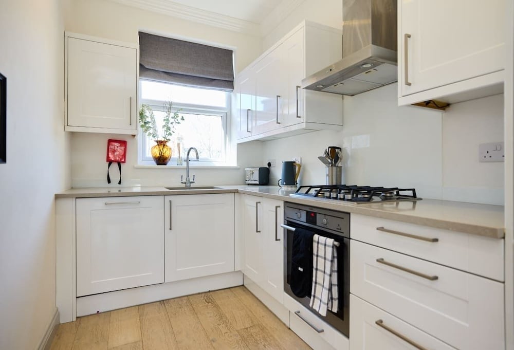 The Leghorn Quarters - Modern 3bdr With Balcony