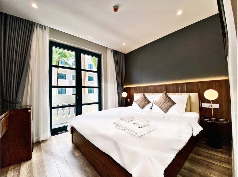 Agarwood Villa - Beach and Pool Phu Quoc view 5