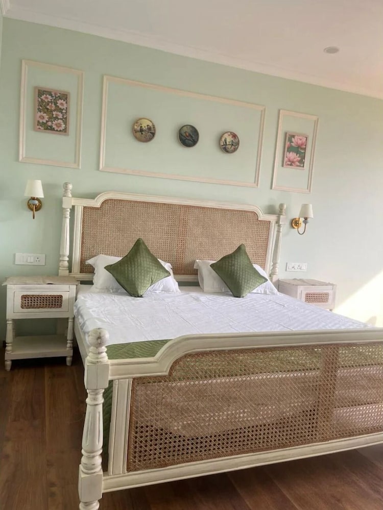 The Taal Cottage