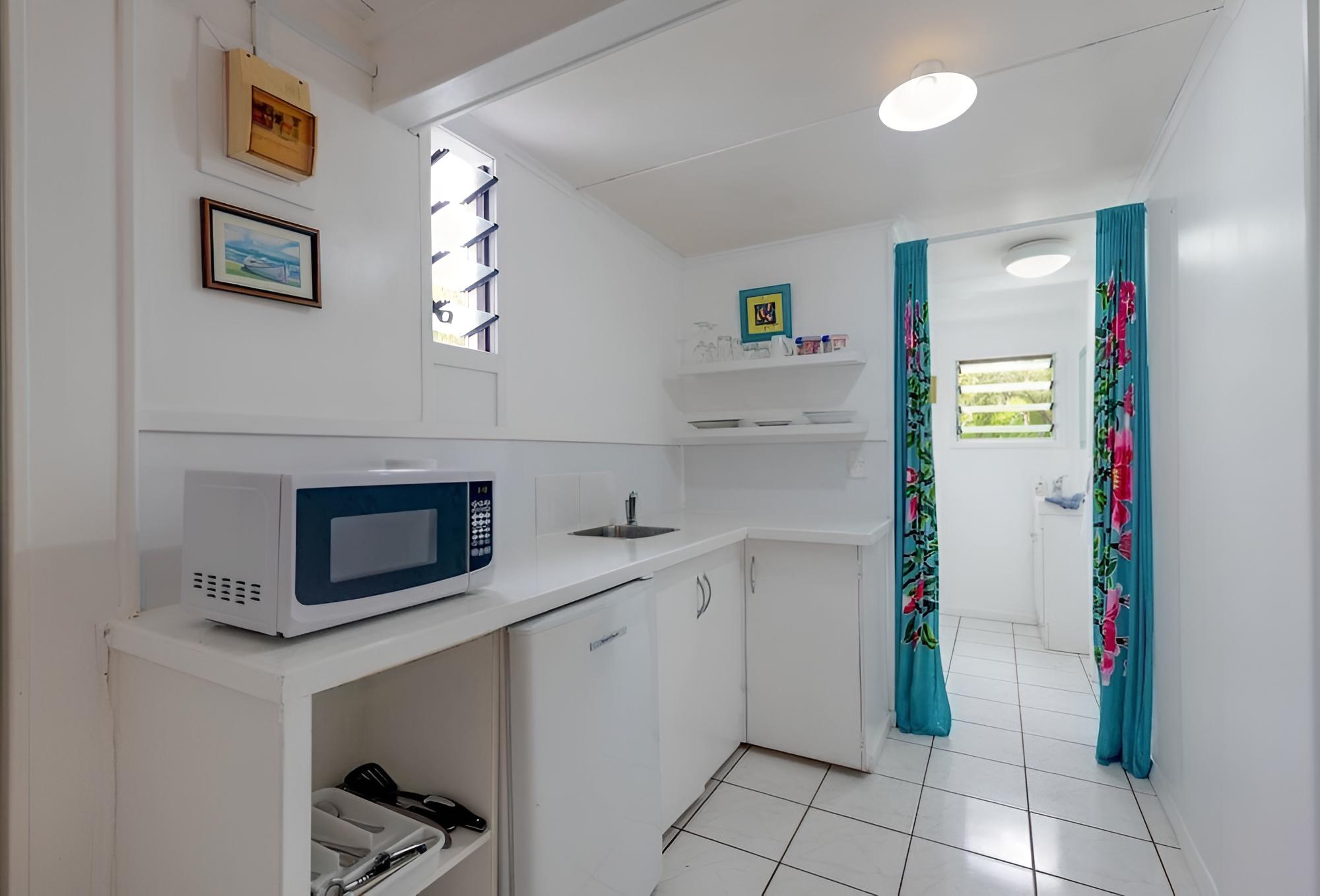 Vaka Beach Cottage