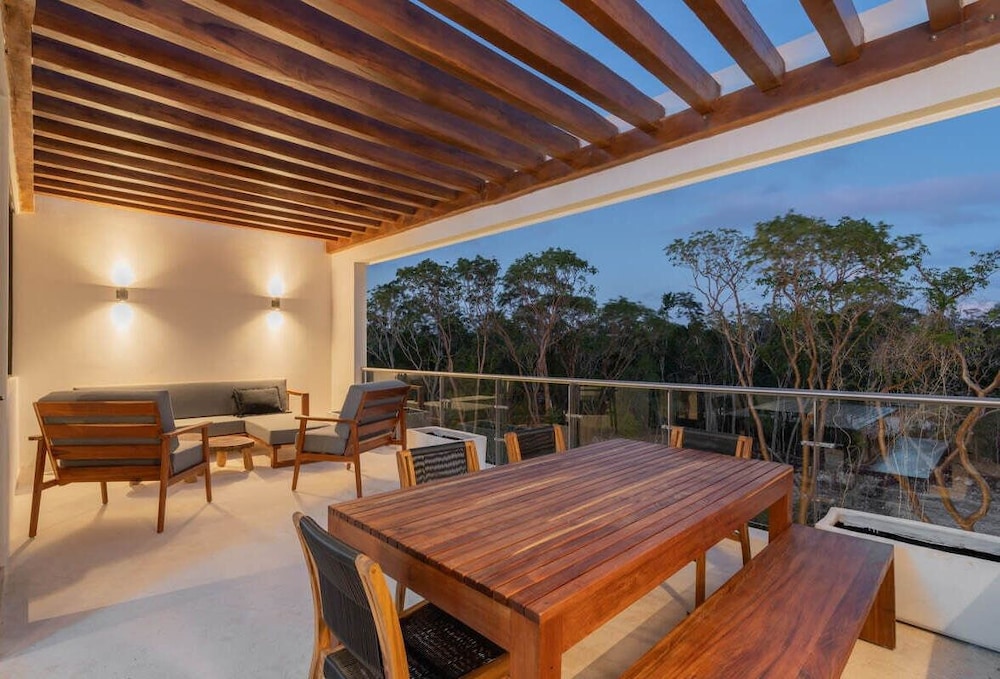 Karanda by Beach Please Tulum