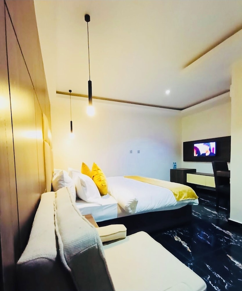 BOSTON HILLS RESORT & HOTEL LTD view 5
