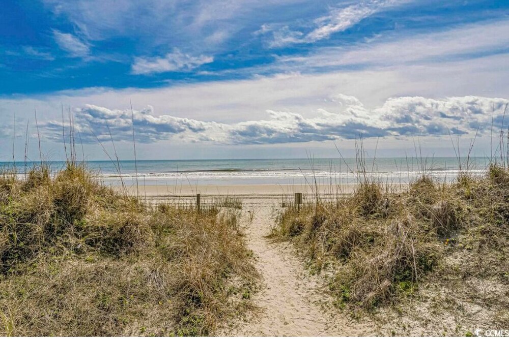 True Blue Golf Retreat 11h 3 Bedroom Condo