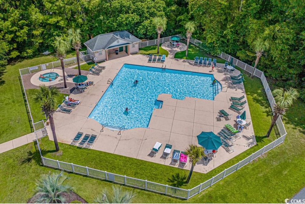 True Blue Golf Retreat 11h 3 Bedroom Condo