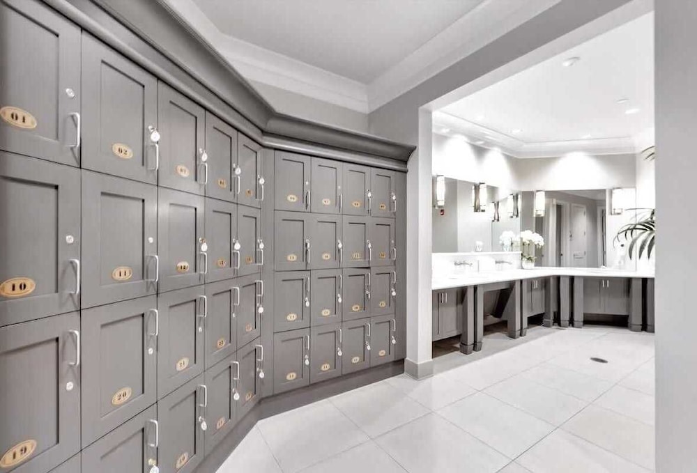 Golf Course Townhome Resort Amenities 2B Luxury