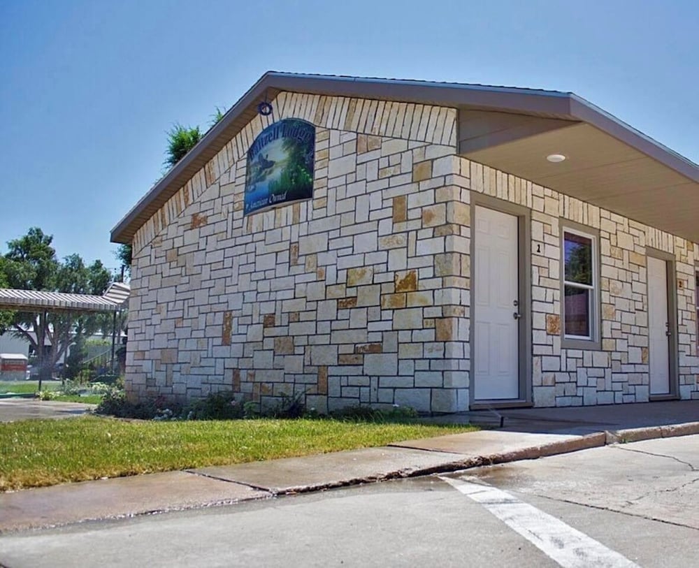 Baltzell Lodge