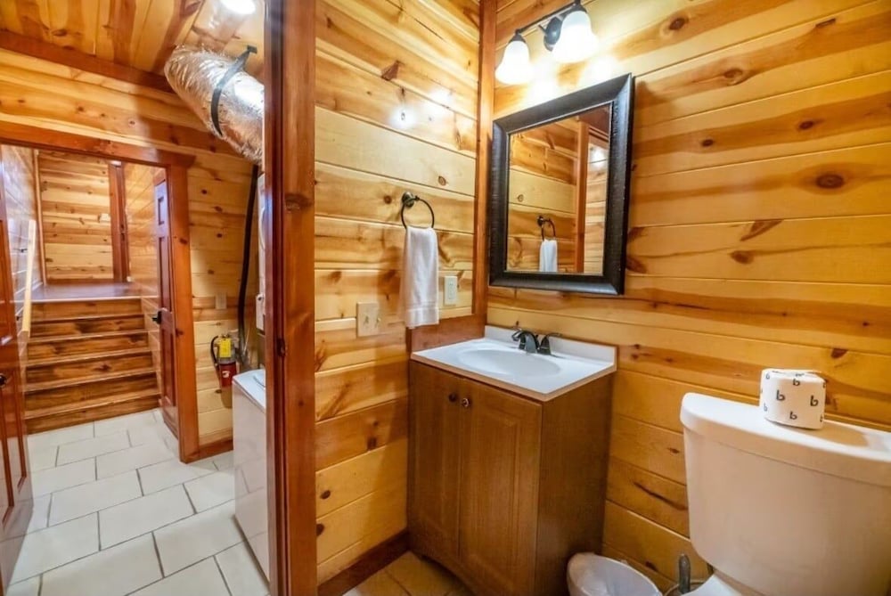 The Only Tenisee 4 Bedroom Cabin