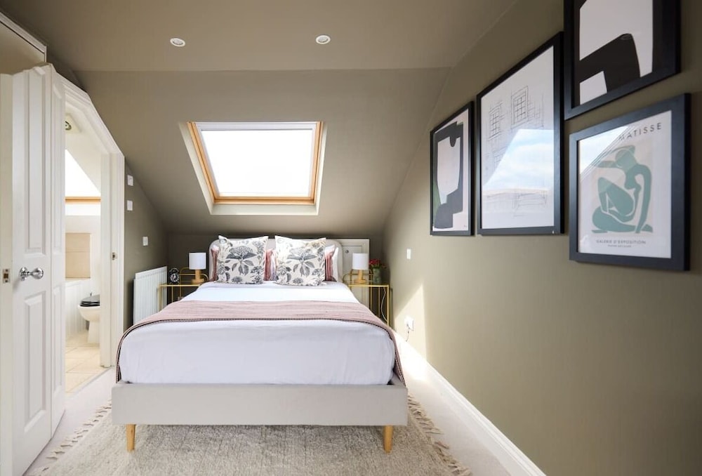 The Fulham Arms - Elegant 3bdr Flat With Terrace