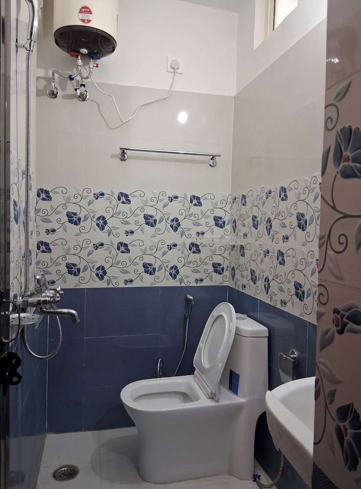 Hotel Acharya Sadan