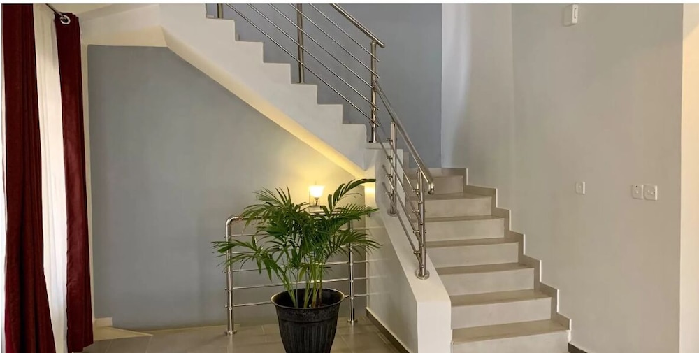 Tenny's Place Apartments