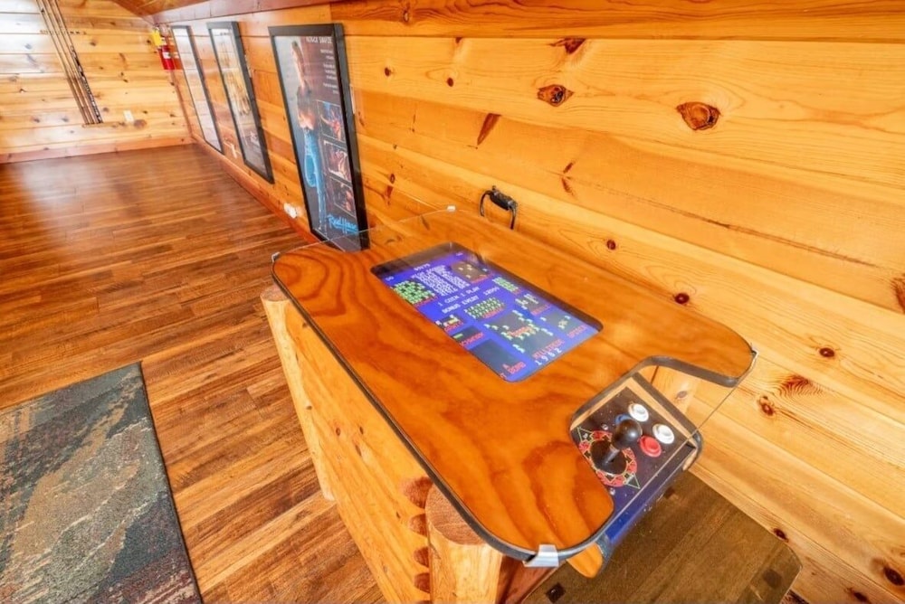The Only Tenisee 4 Bedroom Cabin
