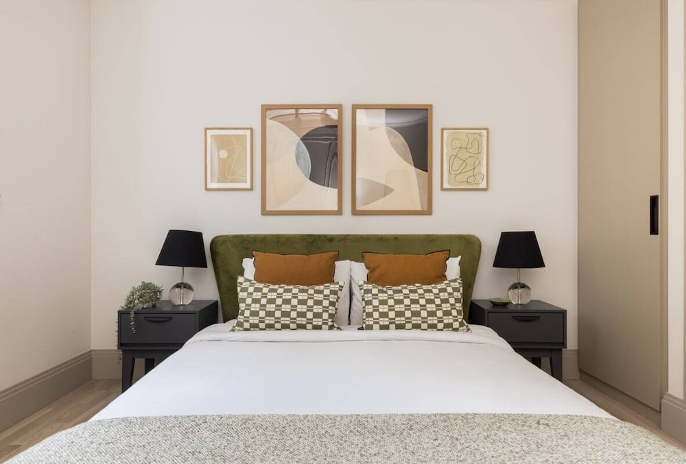 The Brunswick Square Retreat - Glamorous 1bdr Flat