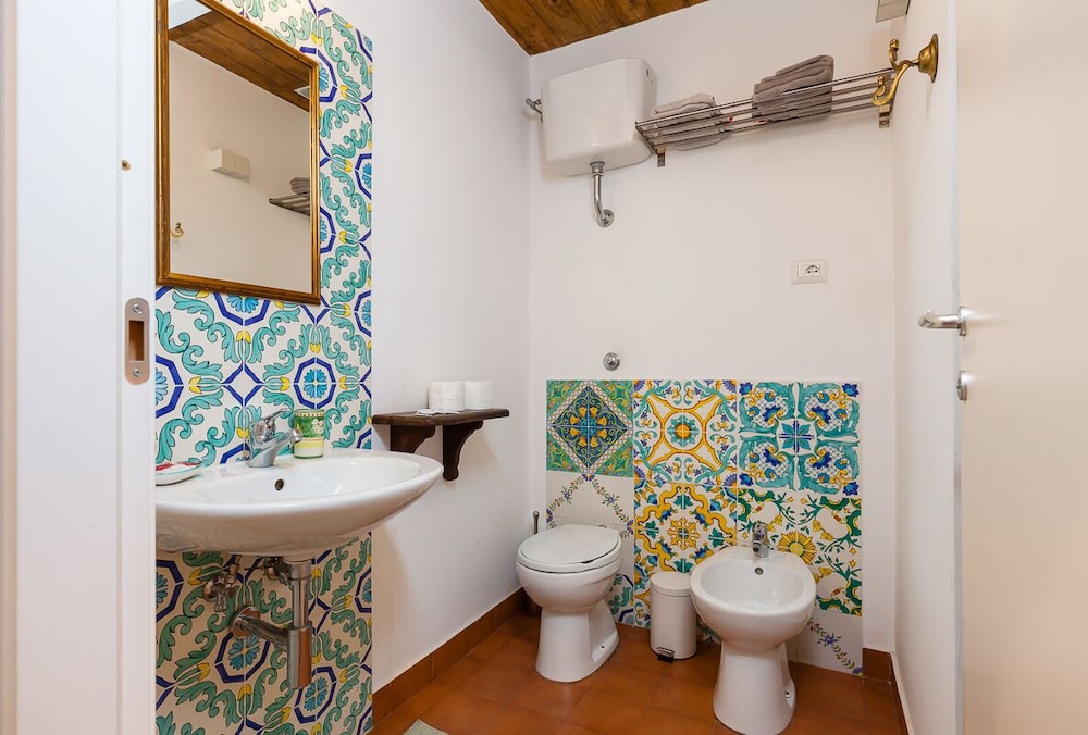 Don Pedro Rooms Vicerè di Toledo in the city center