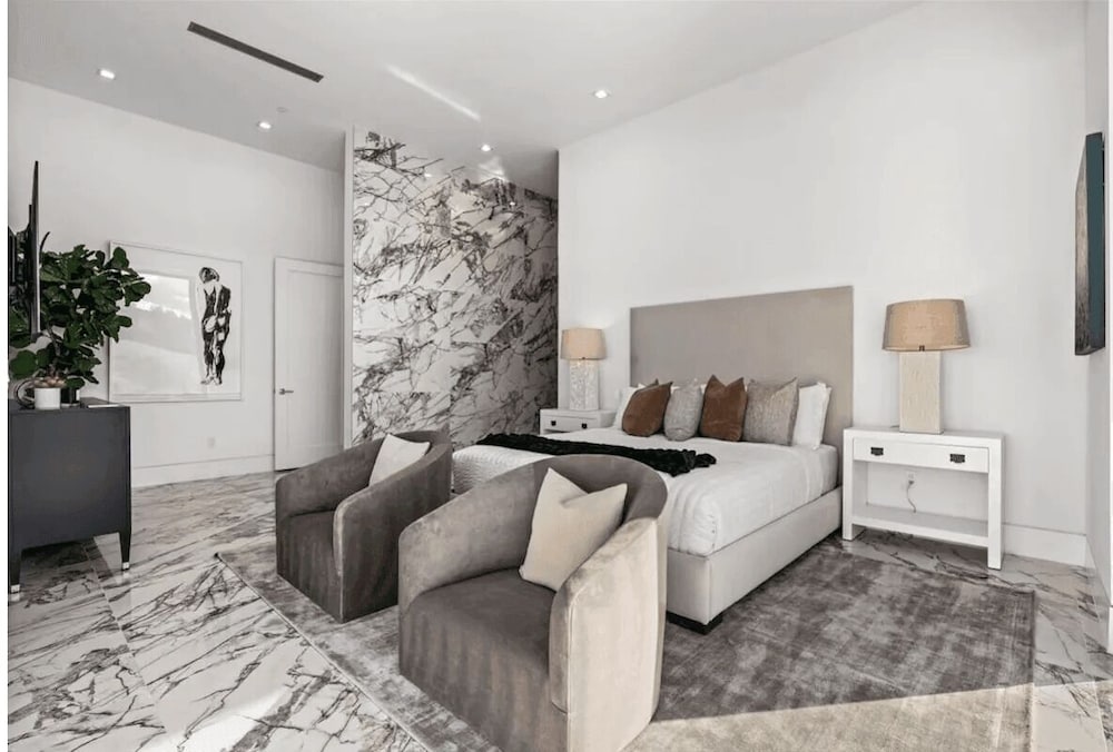 Exclusive Stay w/ Pool & Hot Tub Bravo Villa #14 by Avantstay