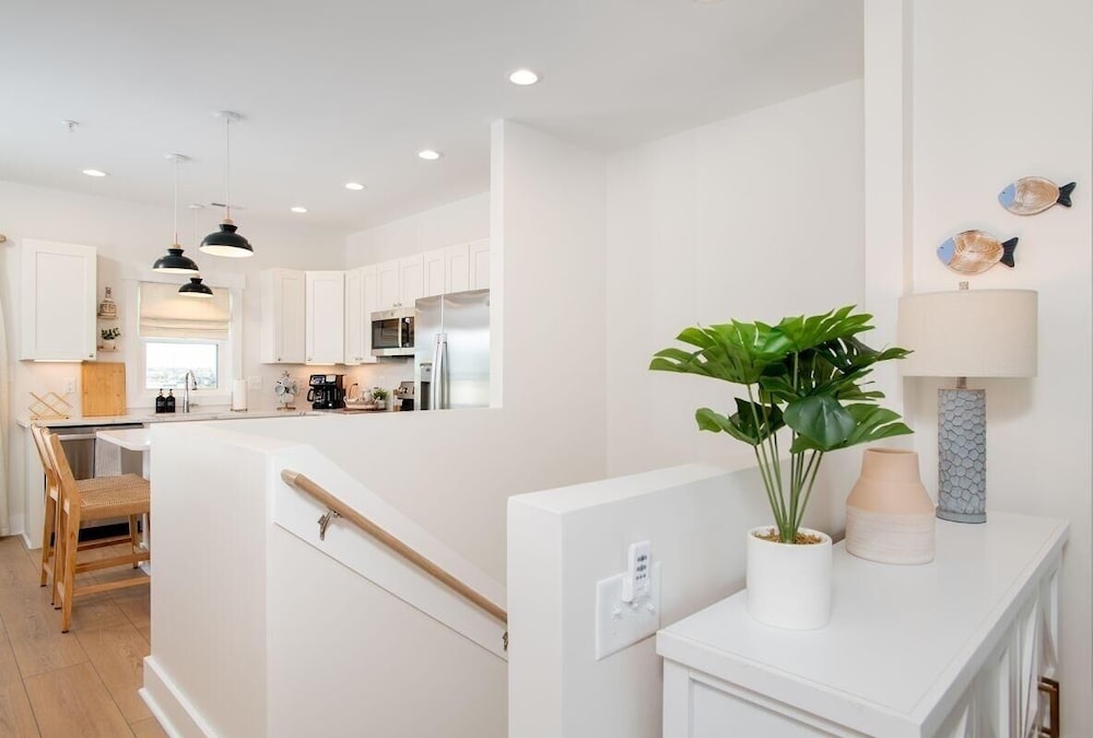 Salty Dalty & Three Buoys 3 Bedroom Townhouse