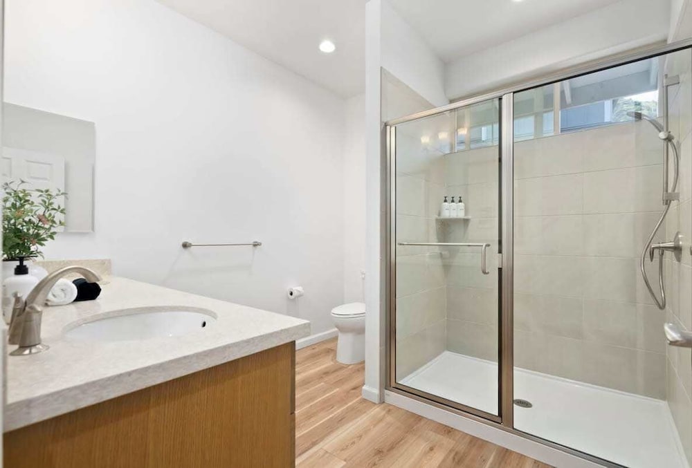 @ Marbella Lane - Serene & Lovely MT + Ocean Views