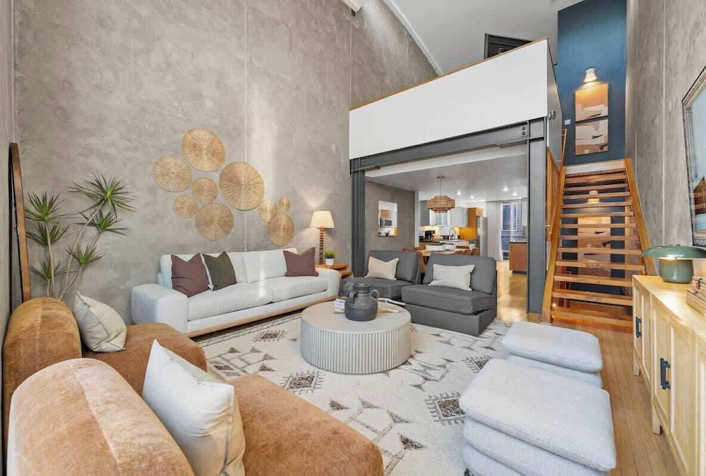 Gaslamp Row House - Sleeps 8 Private Garage AC