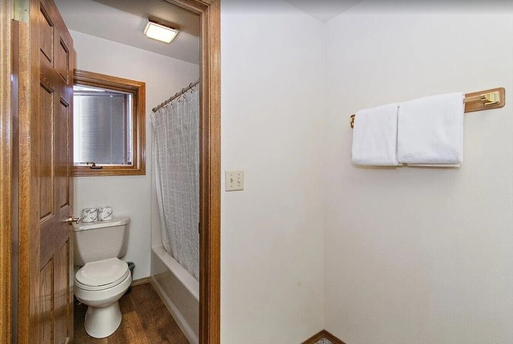 Summit Lodge 1&2