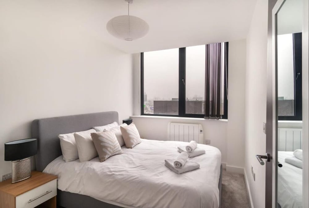 Snug 1BR Apt 4KTV Free Parking