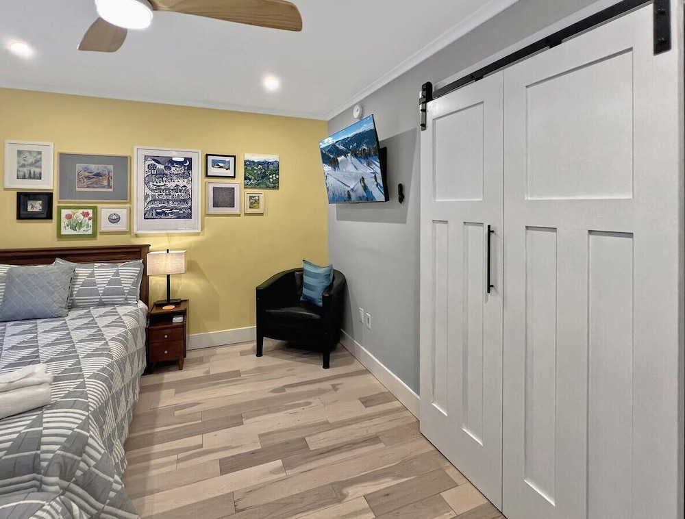 Gateway Condo A10