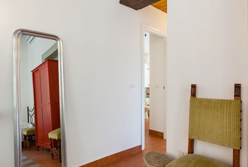 Don Pedro Rooms Vicerè di Toledo in the city center