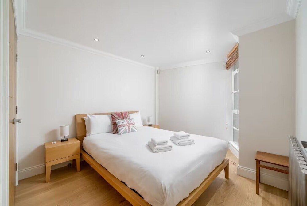 Great flat near St Pauls Cathedral