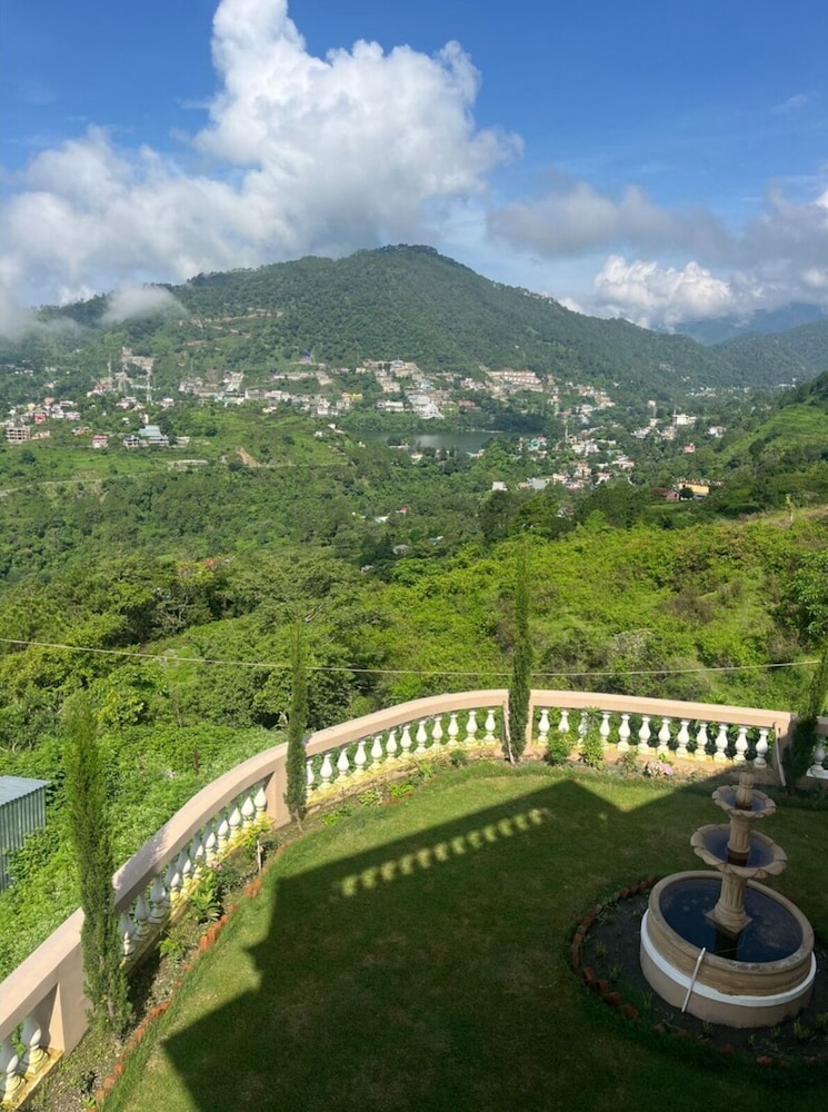 The Taal Cottage