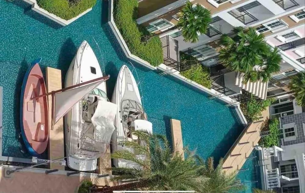 Seven Seas Cote Apartment