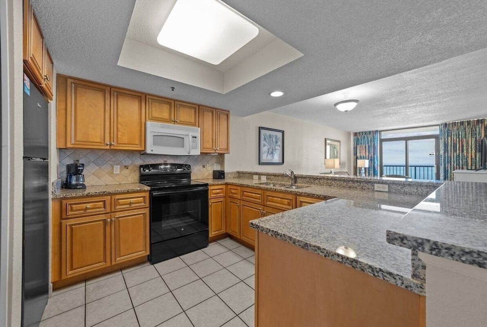 Compass Cove 1018 3 Bedroom Condo