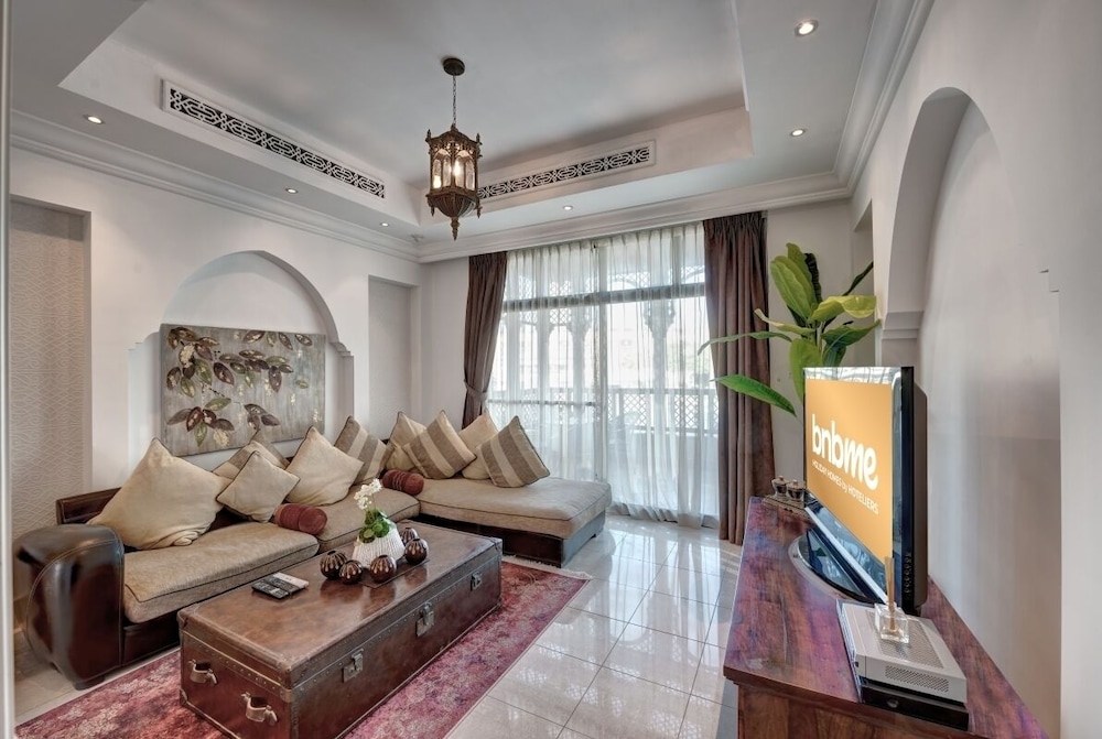 Traditional Meets Modern in Downtown
