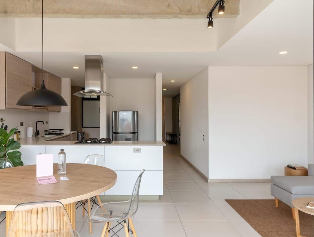Charming 3BR in Laureles Medellín