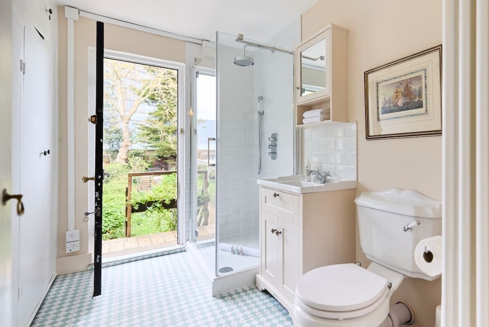 The Fulham Town House - Spacious 4BDR House with Garden